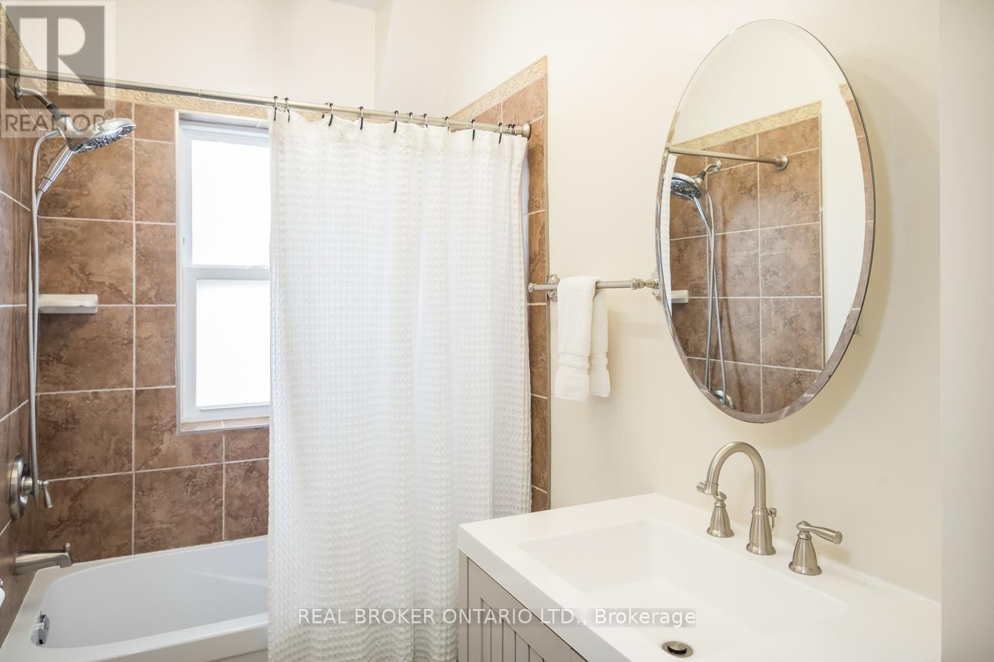 207 Waterloo Street N, Cambridge, Ontario  N3H 1N1 - Photo 31 - X13018430