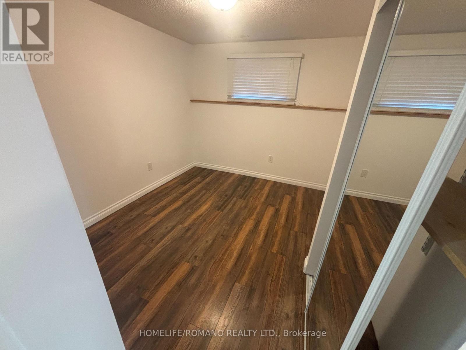 3345 Beckett Place, Severn, Ontario  L3V 6H3 - Photo 12 - S12986348