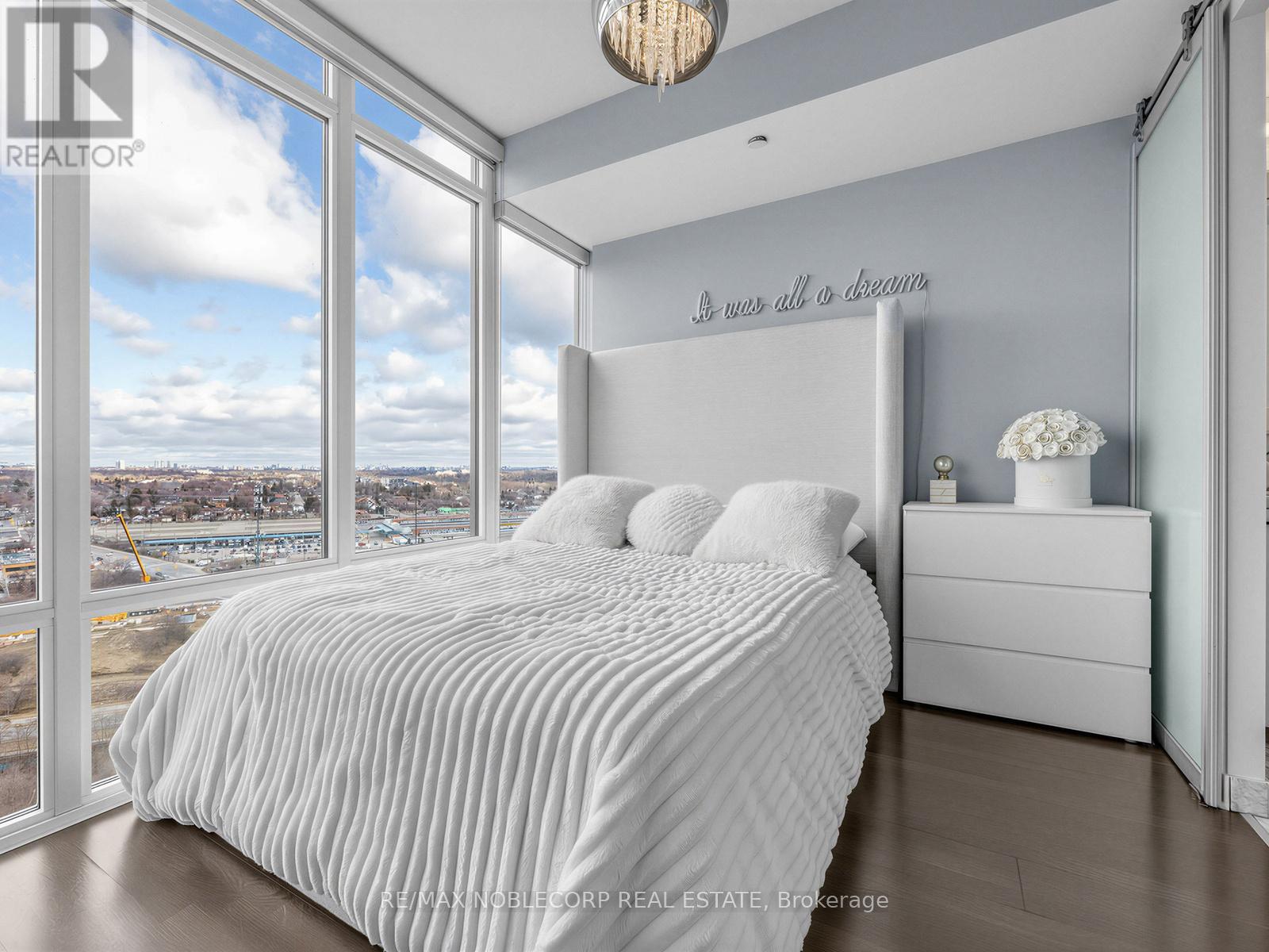 2212 - 88 Park Lawn Road, Toronto, Ontario  M8Y 0B5 - Photo 24 - W12917460