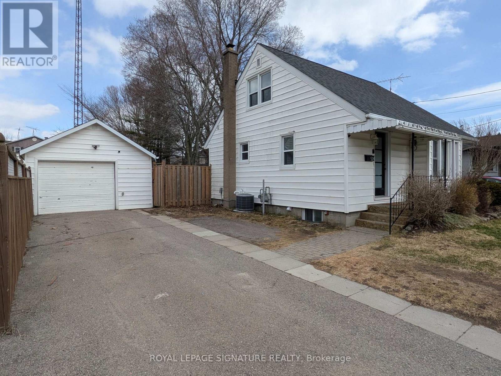 524 Burnham Street, Cobourg, Ontario  K9A 2W7 - Photo 2 - X12990846