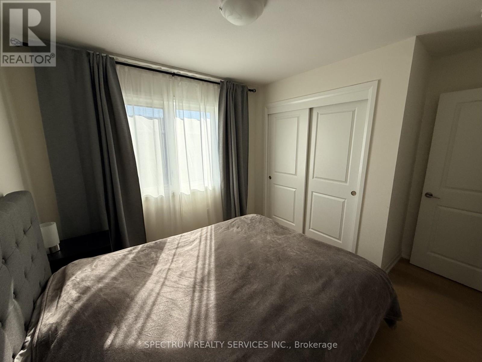 7436 Matteo Drive, Niagara Falls, Ontario  L2H 3T3 - Photo 13 - X13014534