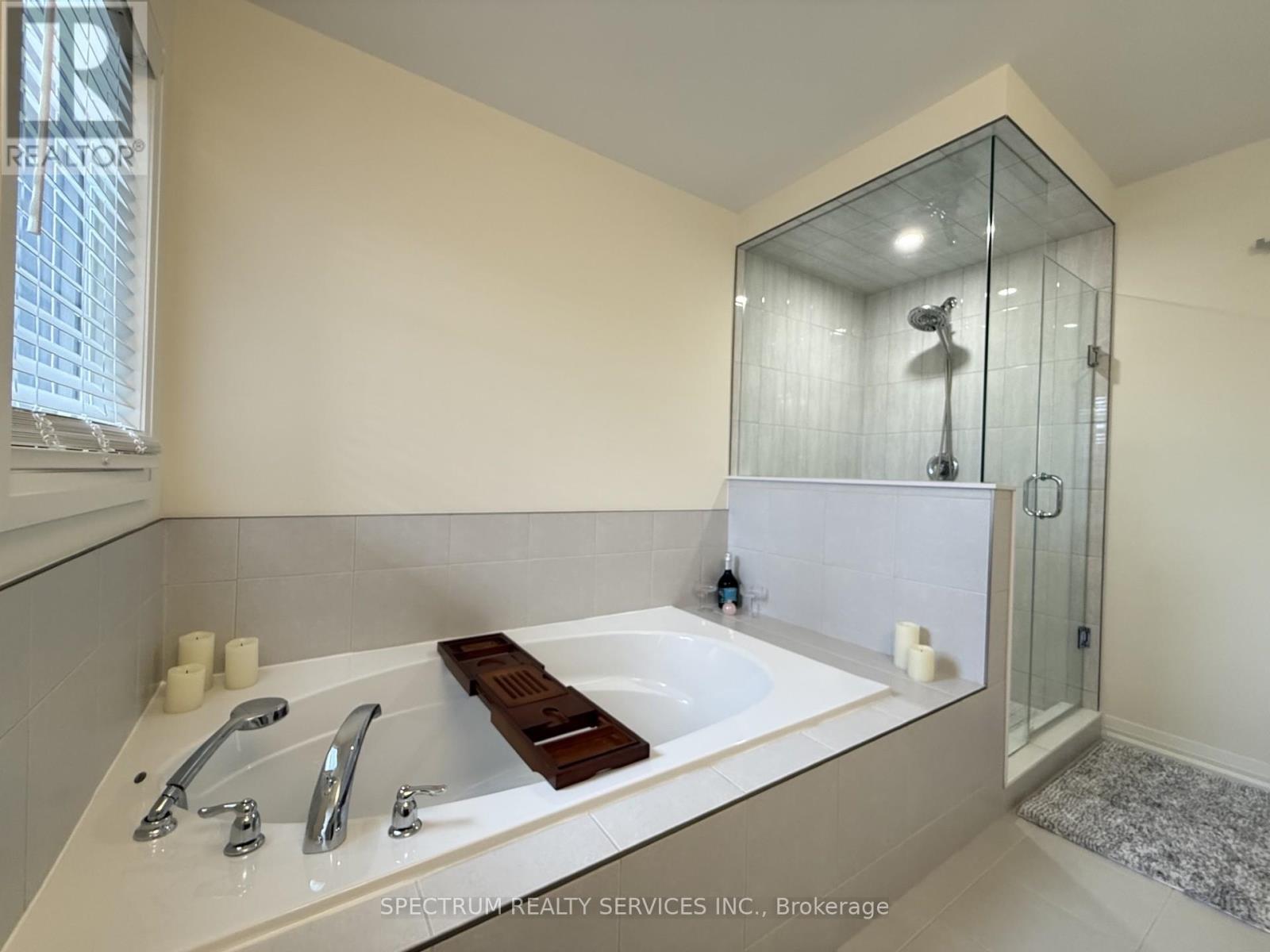 7436 Matteo Drive, Niagara Falls, Ontario  L2H 3T3 - Photo 20 - X13014534