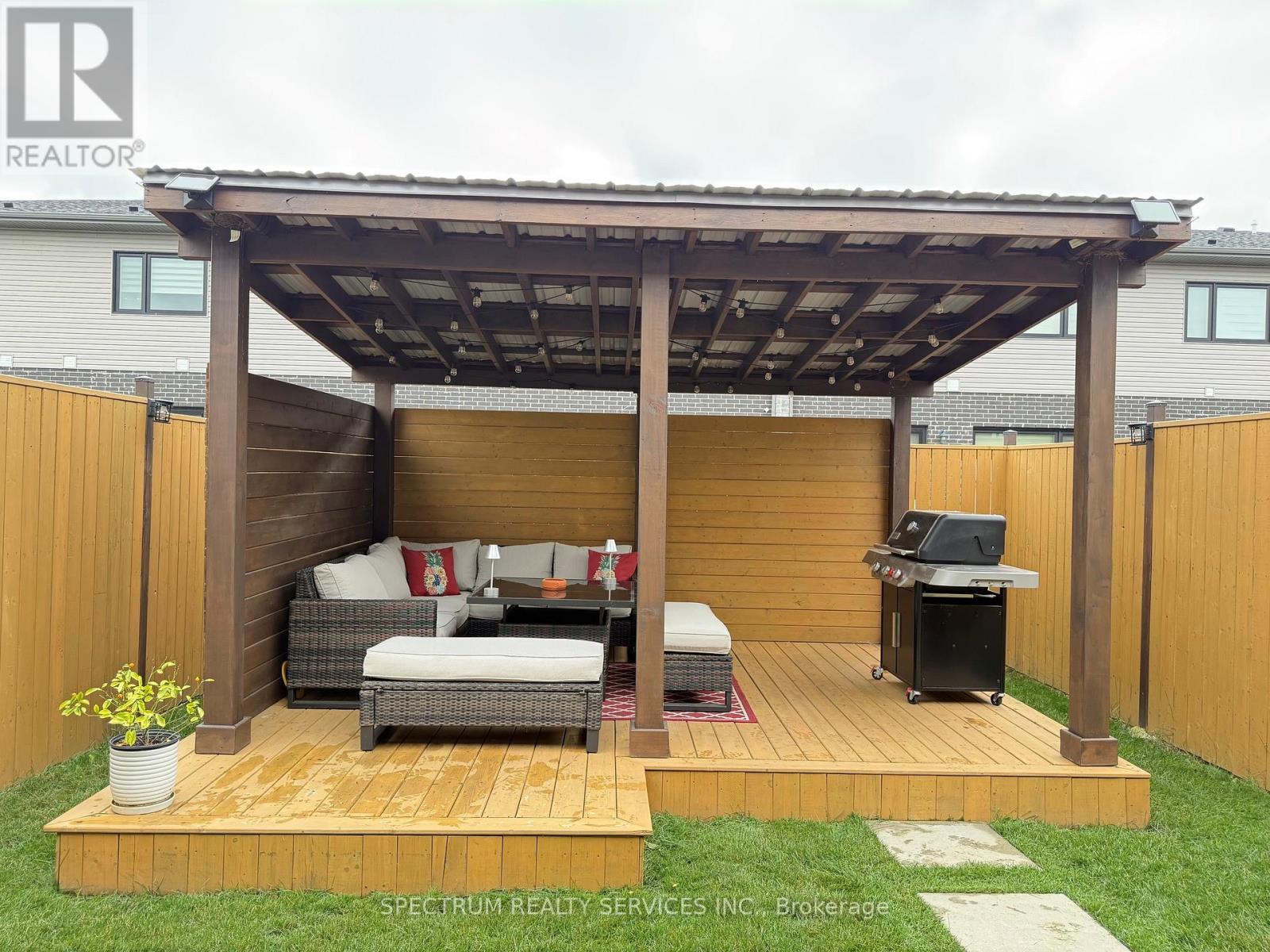 7436 Matteo Drive, Niagara Falls, Ontario  L2H 3T3 - Photo 26 - X13014534