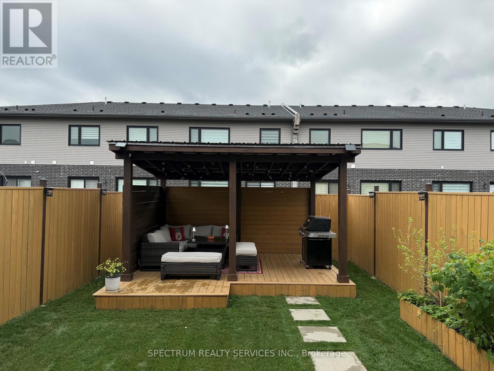 7436 Matteo Drive, Niagara Falls, Ontario  L2H 3T3 - Photo 22 - X13014534