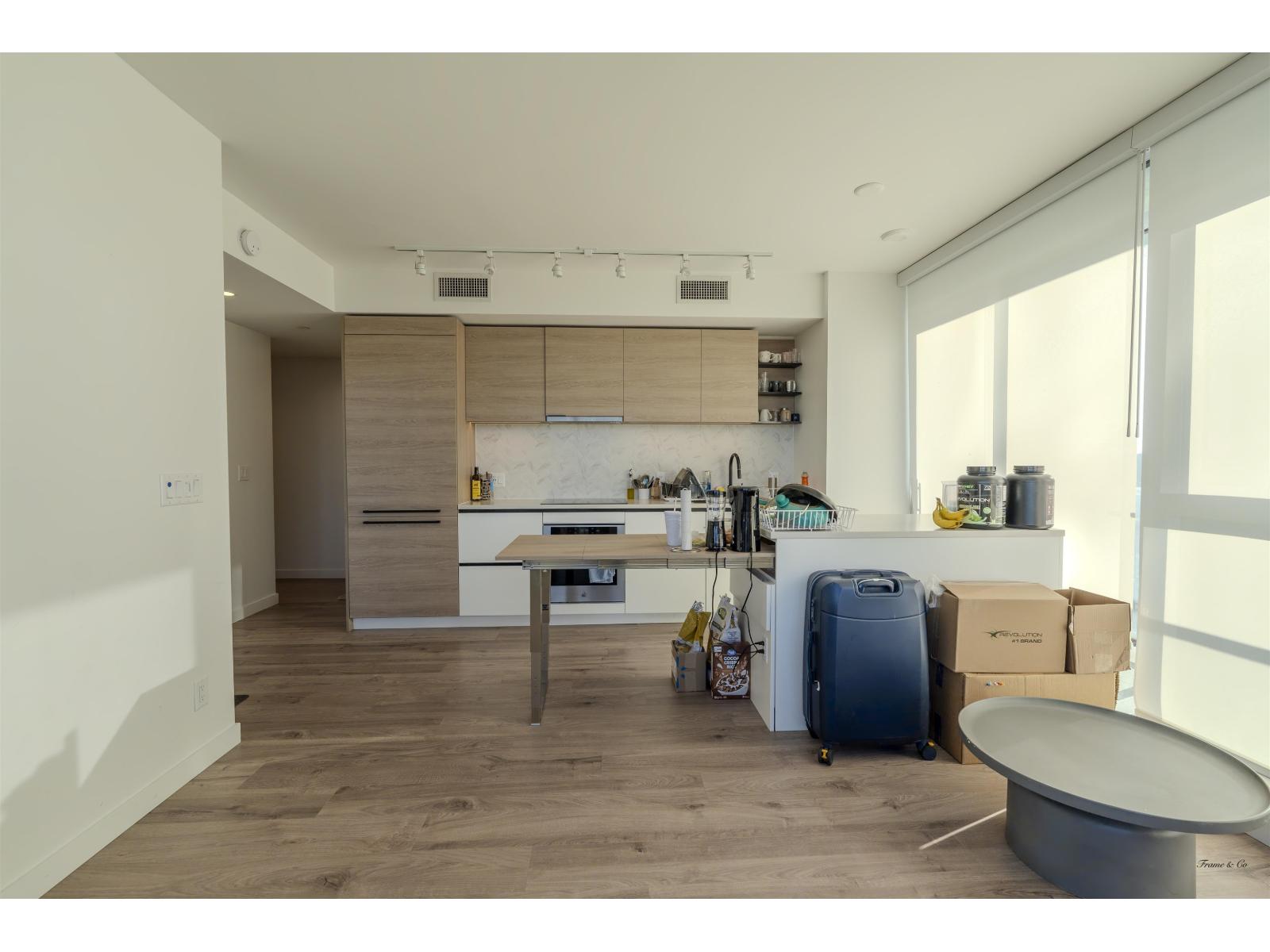 1310 13428 105 AVENUE, surrey, British Columbia