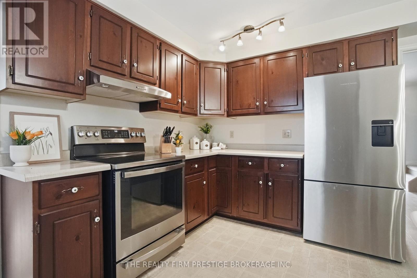 1050 Mahogany Crescent, London North, Ontario  N6H 4V9 - Photo 14 - X13018496