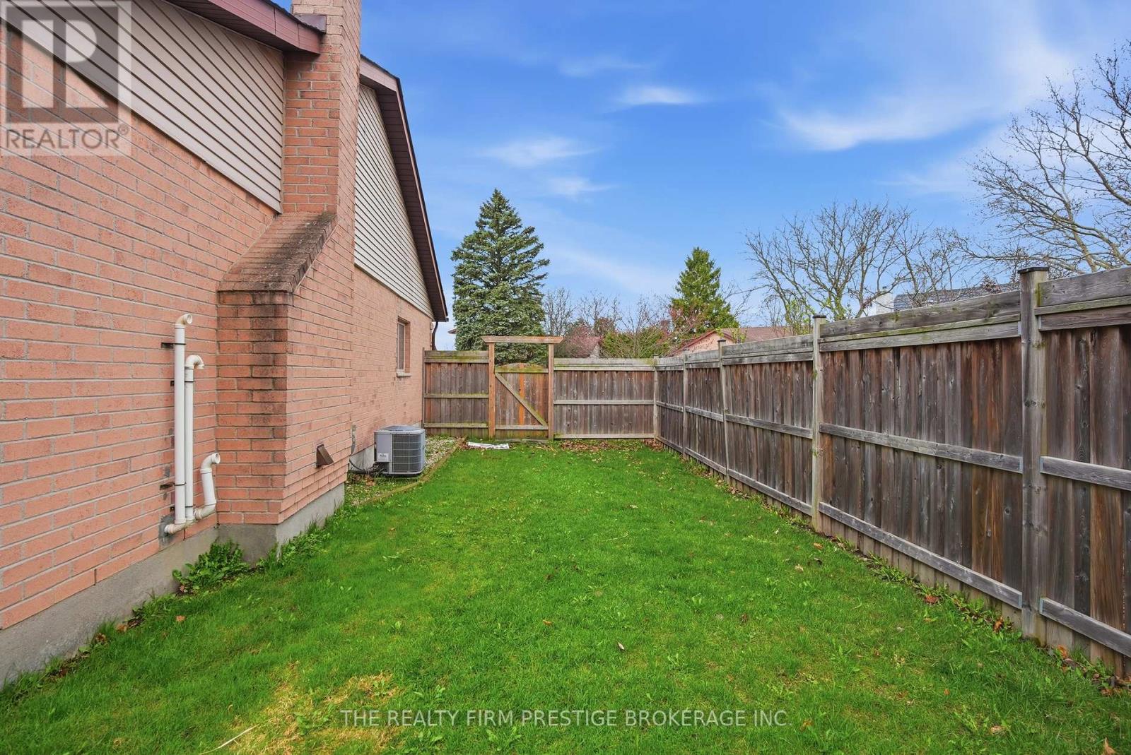 1050 Mahogany Crescent, London North, Ontario  N6H 4V9 - Photo 45 - X13018496
