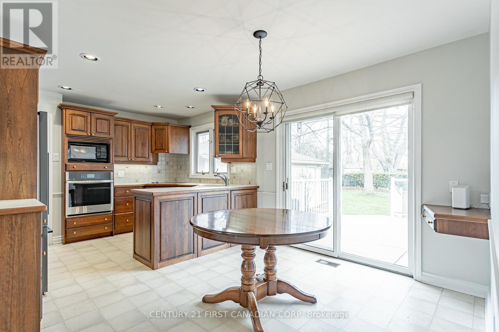 256 Southcrest Drive, London South, Ontario  N6J 1N1 - Photo 22 - X13018510