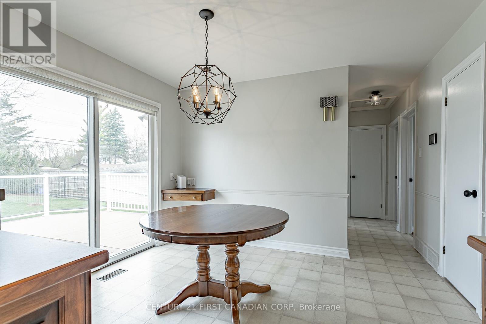 256 Southcrest Drive, London South, Ontario  N6J 1N1 - Photo 24 - X13018510