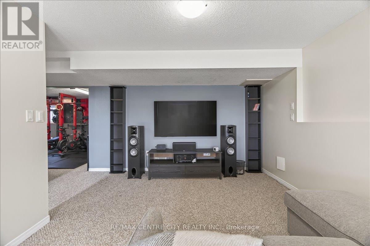 71 Middlesex Drive, Strathroy-Caradoc, Ontario  N7G 4G5 - Photo 29 - X13018538