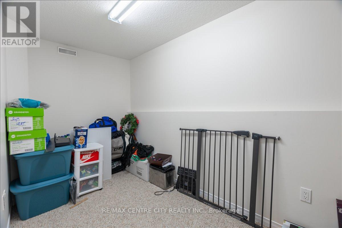 71 Middlesex Drive, Strathroy-Caradoc, Ontario  N7G 4G5 - Photo 36 - X13018538