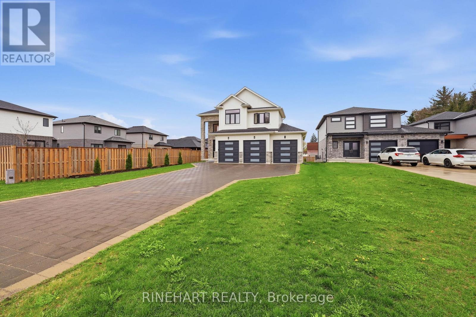 53 Mcneil Street, Strathroy-Caradoc, Ontario  N0L 1W0 - Photo 2 - X13018594