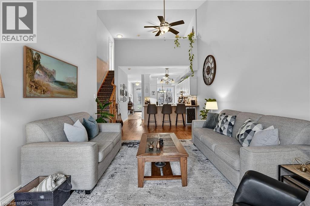 6 Conrad Place, Grimsby, Ontario  L3M 5S5 - Photo 5 - 40812220