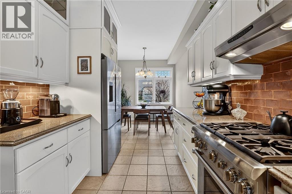 6 Conrad Place, Grimsby, Ontario  L3M 5S5 - Photo 11 - 40812220