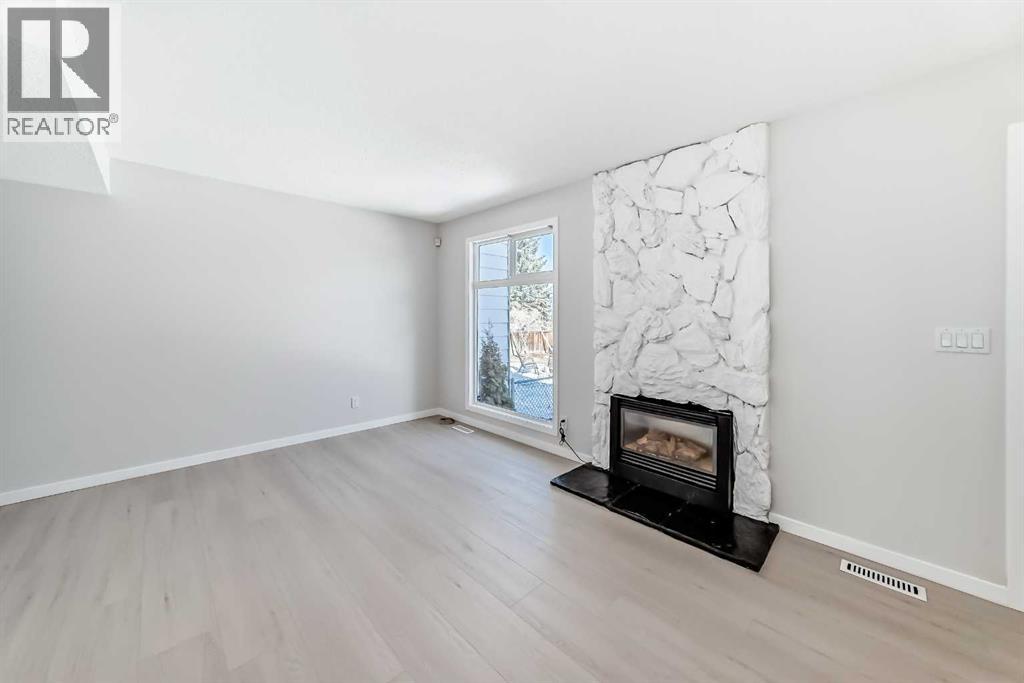 6301 Bowwood Drive Nw, Calgary, Alberta  t3b 2g3 - Photo 6 - A2299219