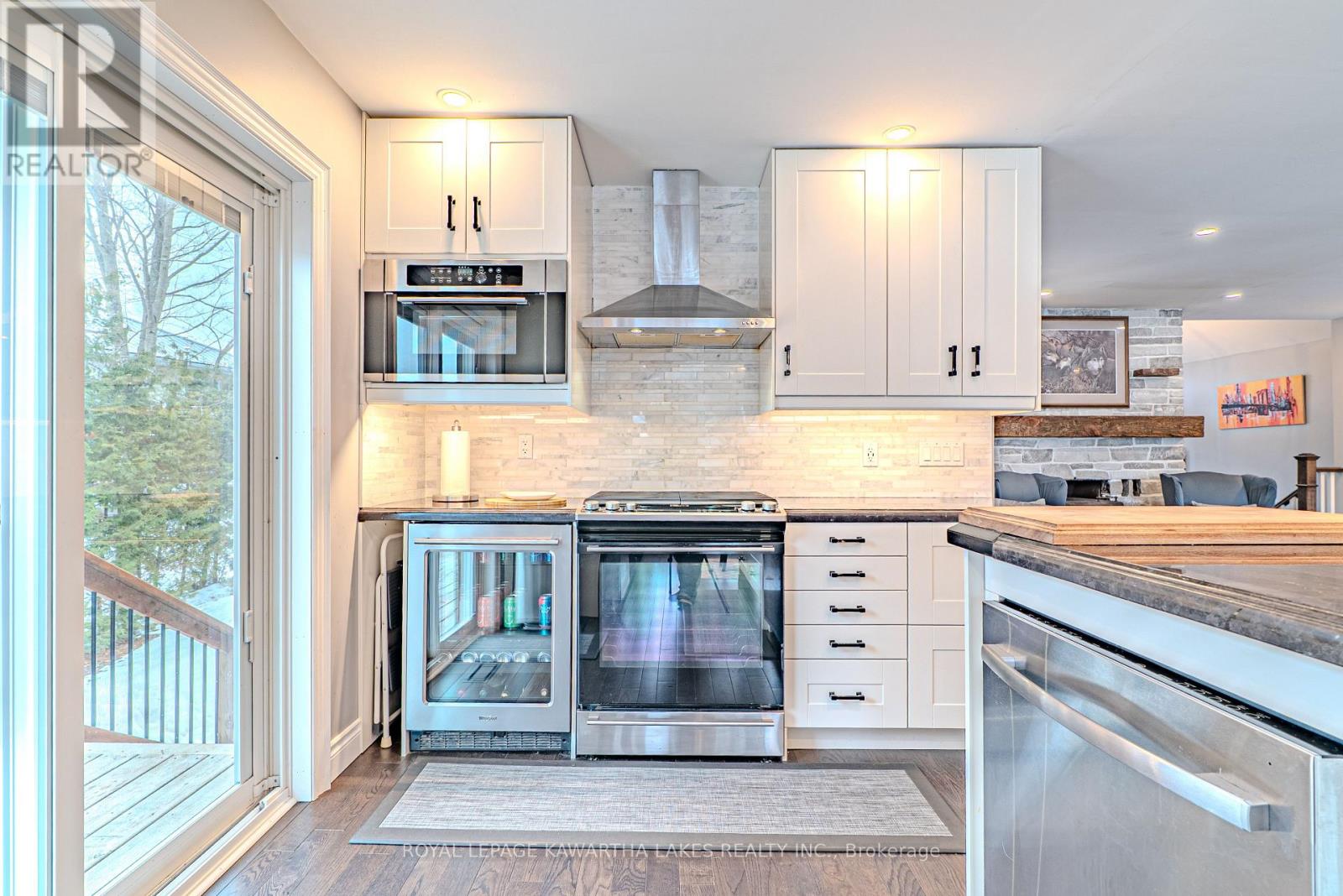 63 Robinson Avenue, Kawartha Lakes, Ontario  K0M 2B0 - Photo 18 - X12929112