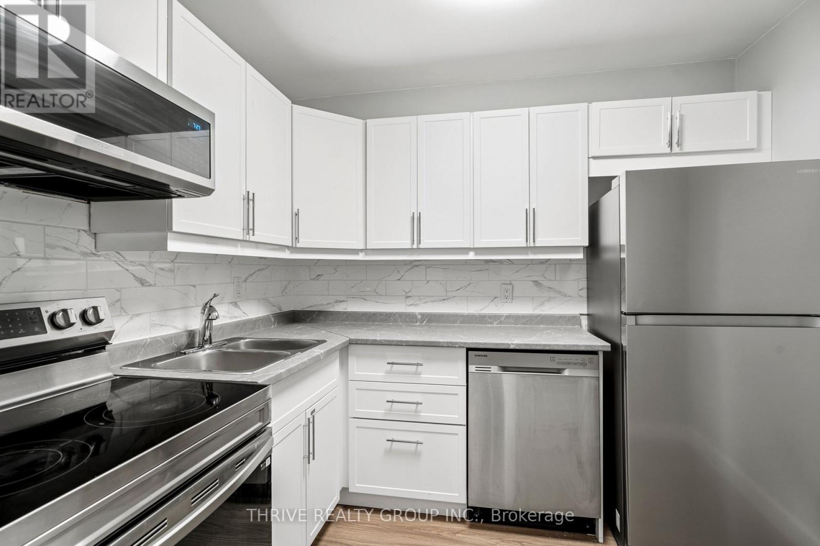 611 - 563 MORNINGTON AVENUE, London East, Ontario