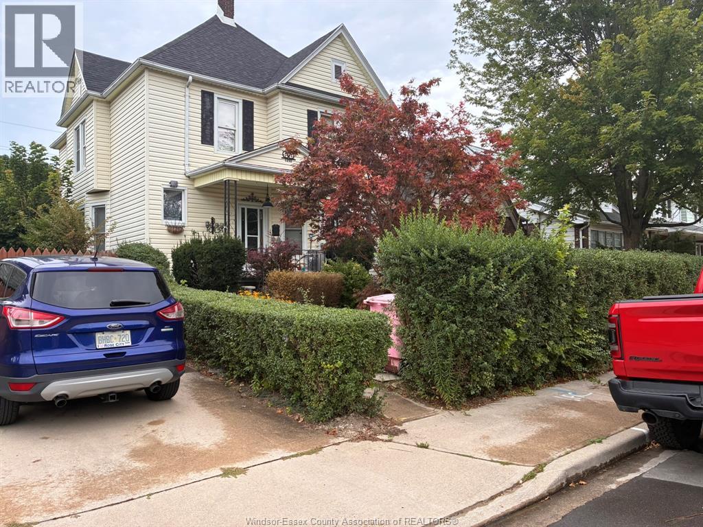 MLS# 26008555: 1232 JANETTE, Windsor, Canada