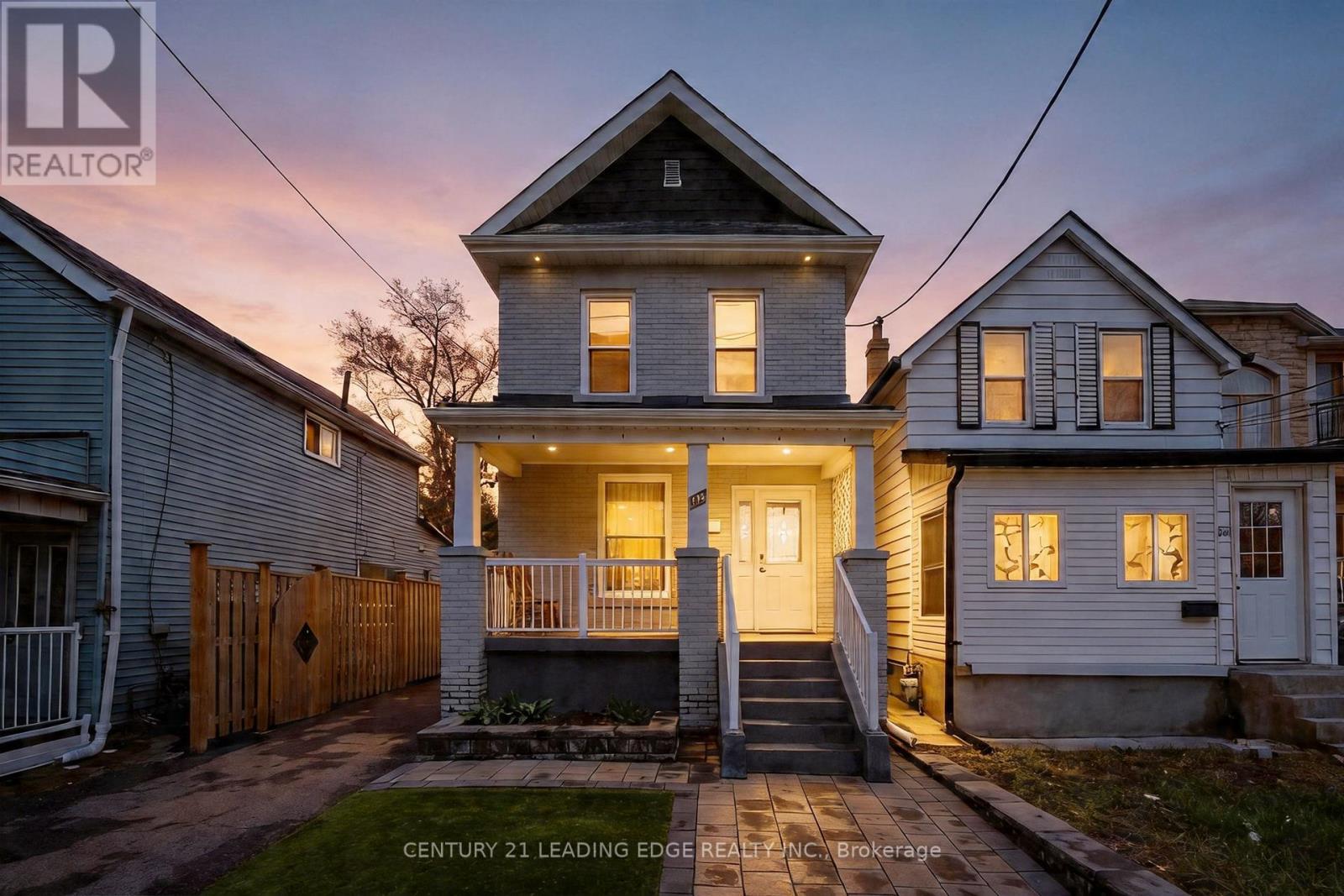 38 GOLDWIN AVENUE, Toronto, Ontario