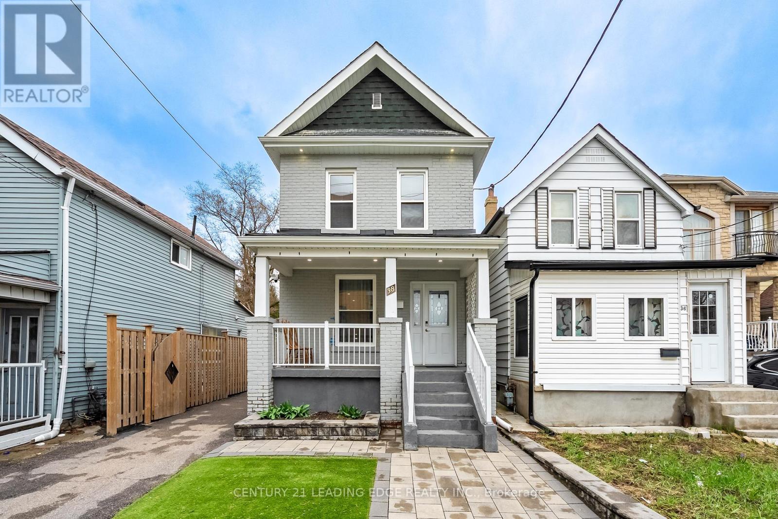 38 Goldwin Avenue, Toronto, Ontario  M6M 2C4 - Photo 2 - W12966106