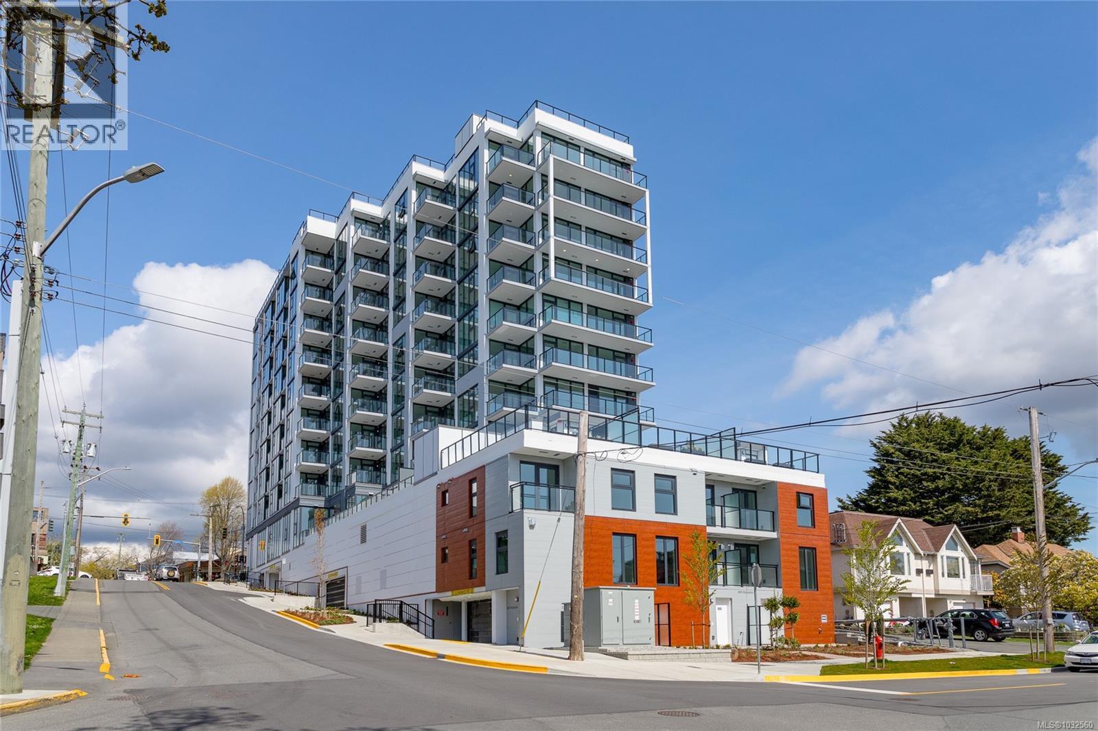 503 899 Esquimalt Rd, Esquimalt, British Columbia  V9A 3M5 - Photo 2 - 1032560