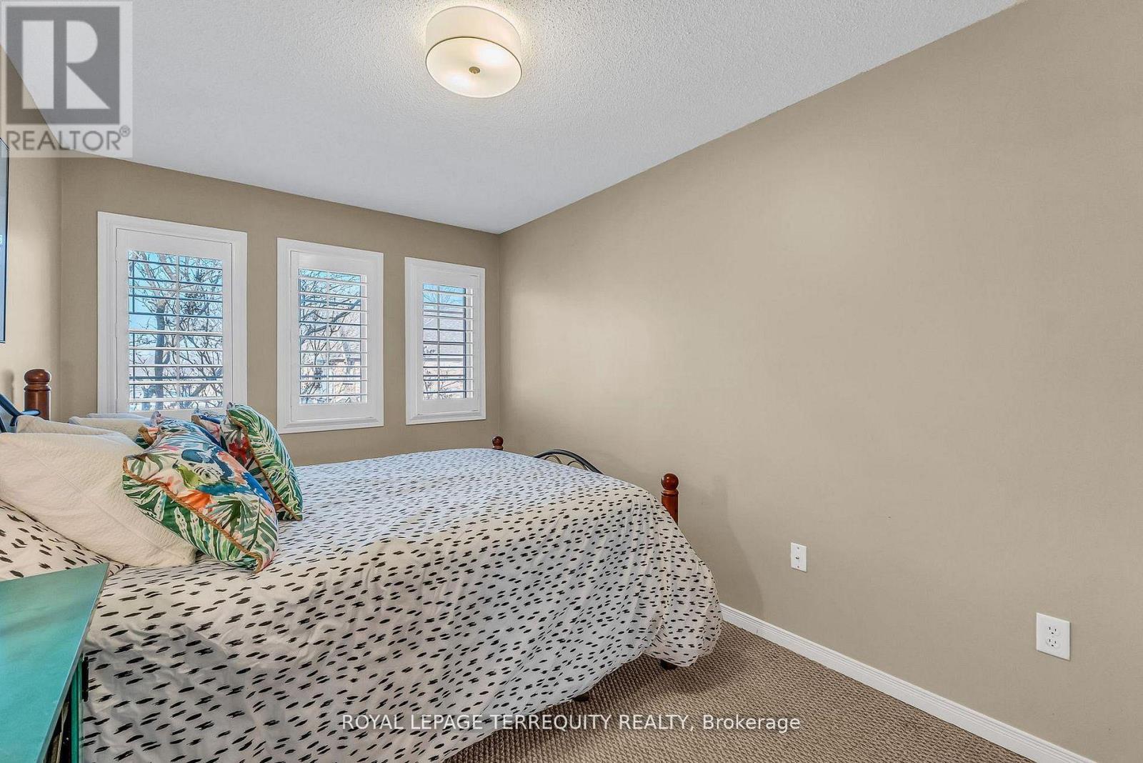 25 - 1276 Silvan Forest Drive, Burlington, Ontario  L7M 4V8 - Photo 32 - W13002750