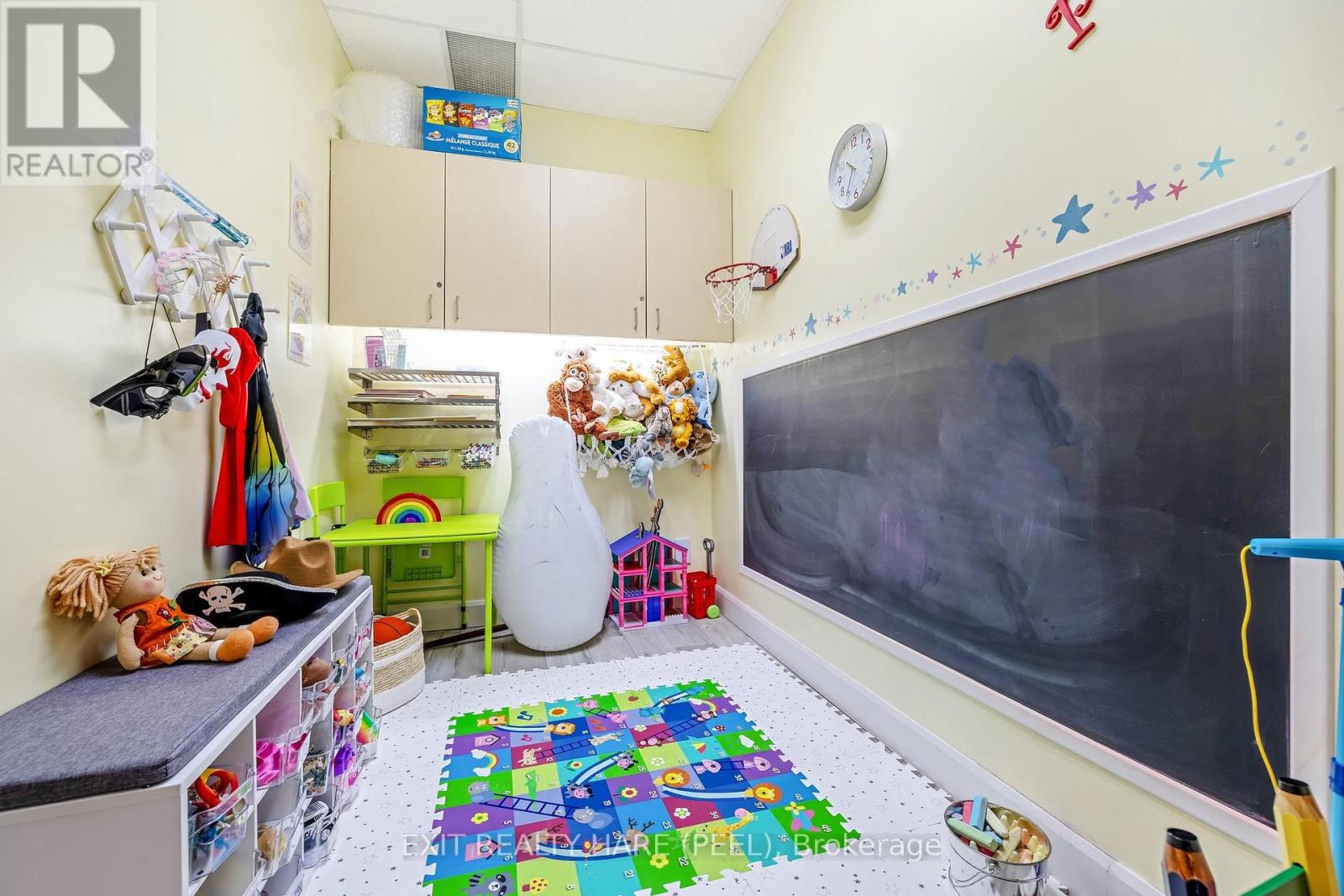 134 Queen Street E, Brampton, Ontario  L6V 1B2 - Photo 23 - W13006760