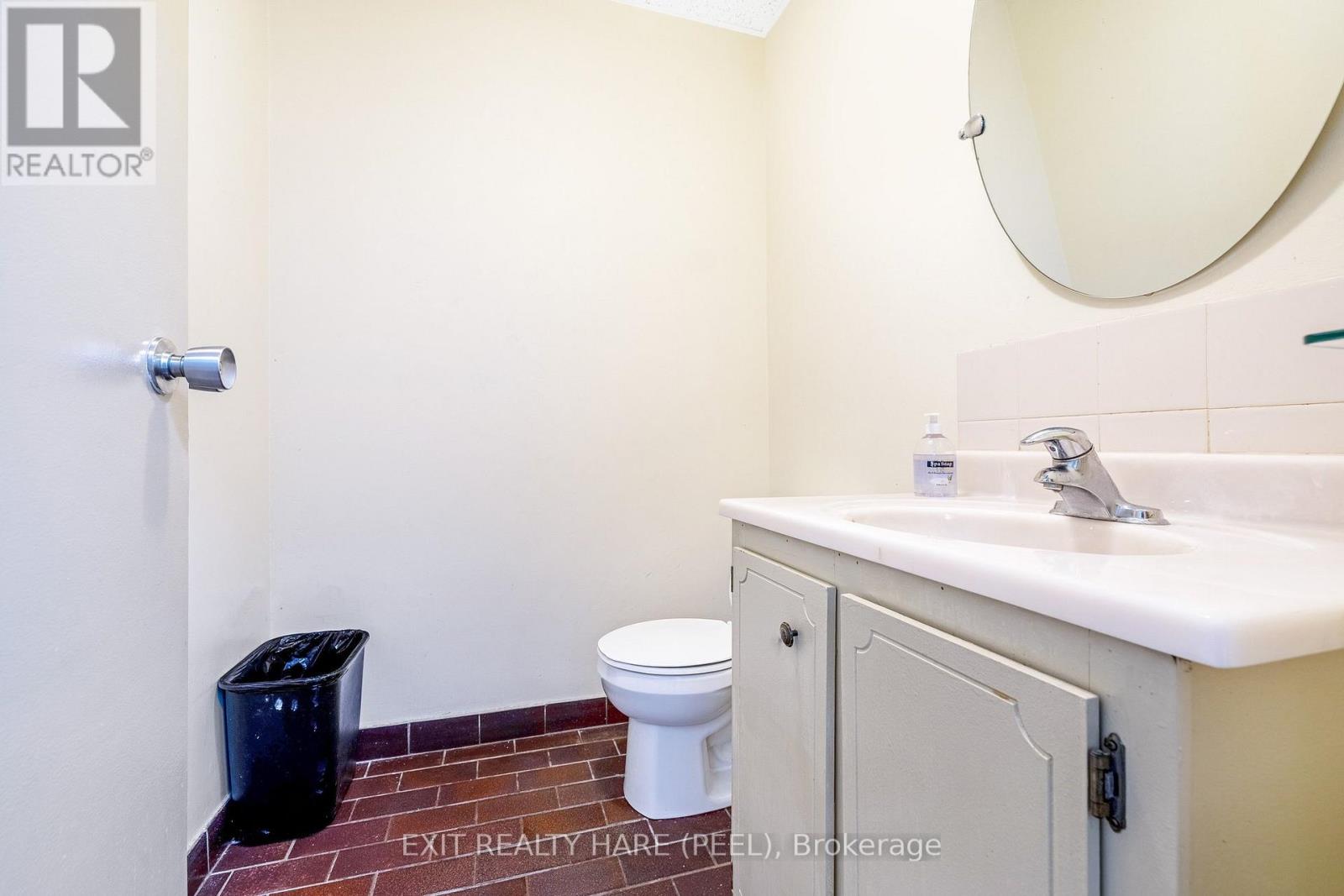 134 Queen Street E, Brampton, Ontario  L6V 1B2 - Photo 28 - W13006760