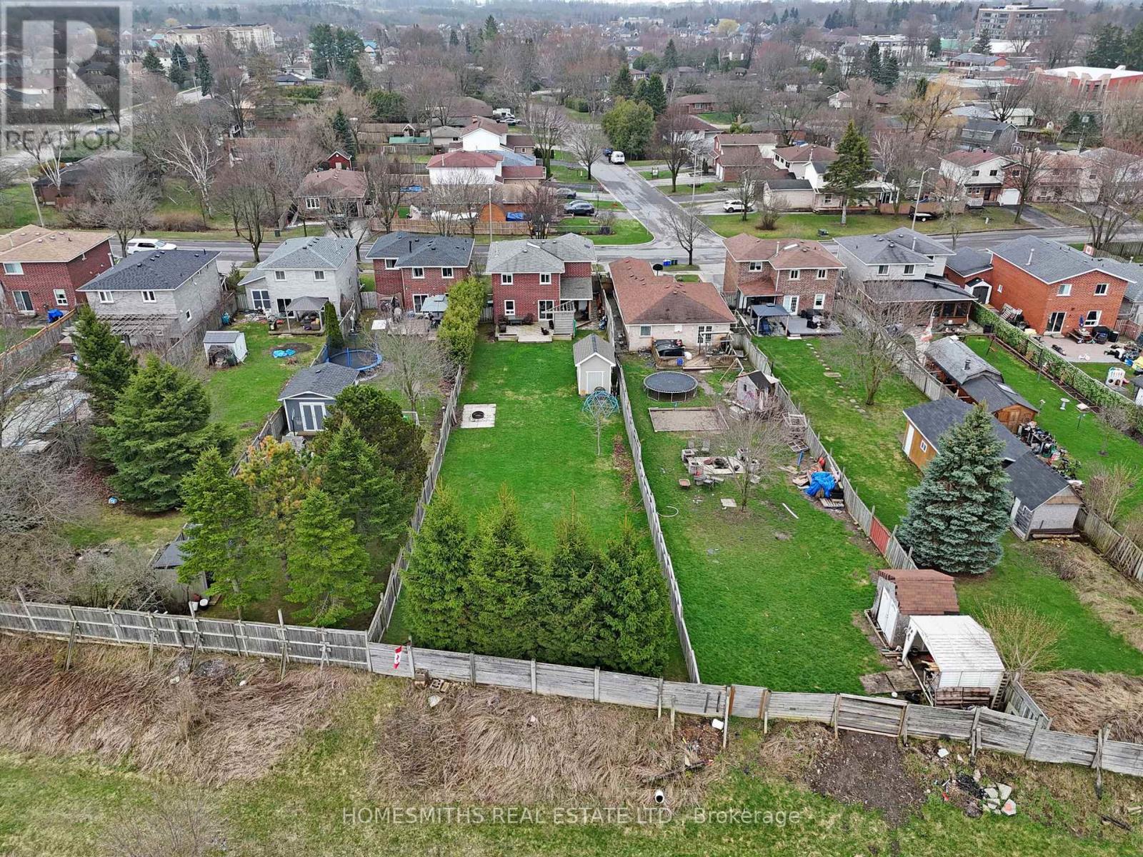 160 Andrew Street, Clarington (Newcastle), Ontario  L1B 1J6 - Photo 3 - E13018580