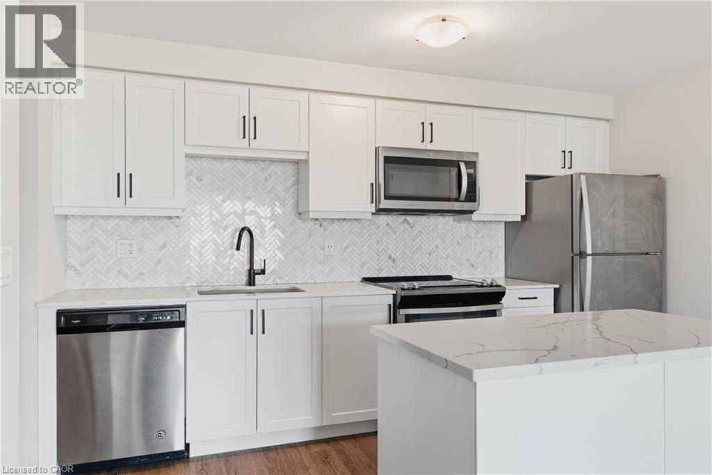 195 COMMONWEALTH Street Unit# 206, kitchener, Ontario