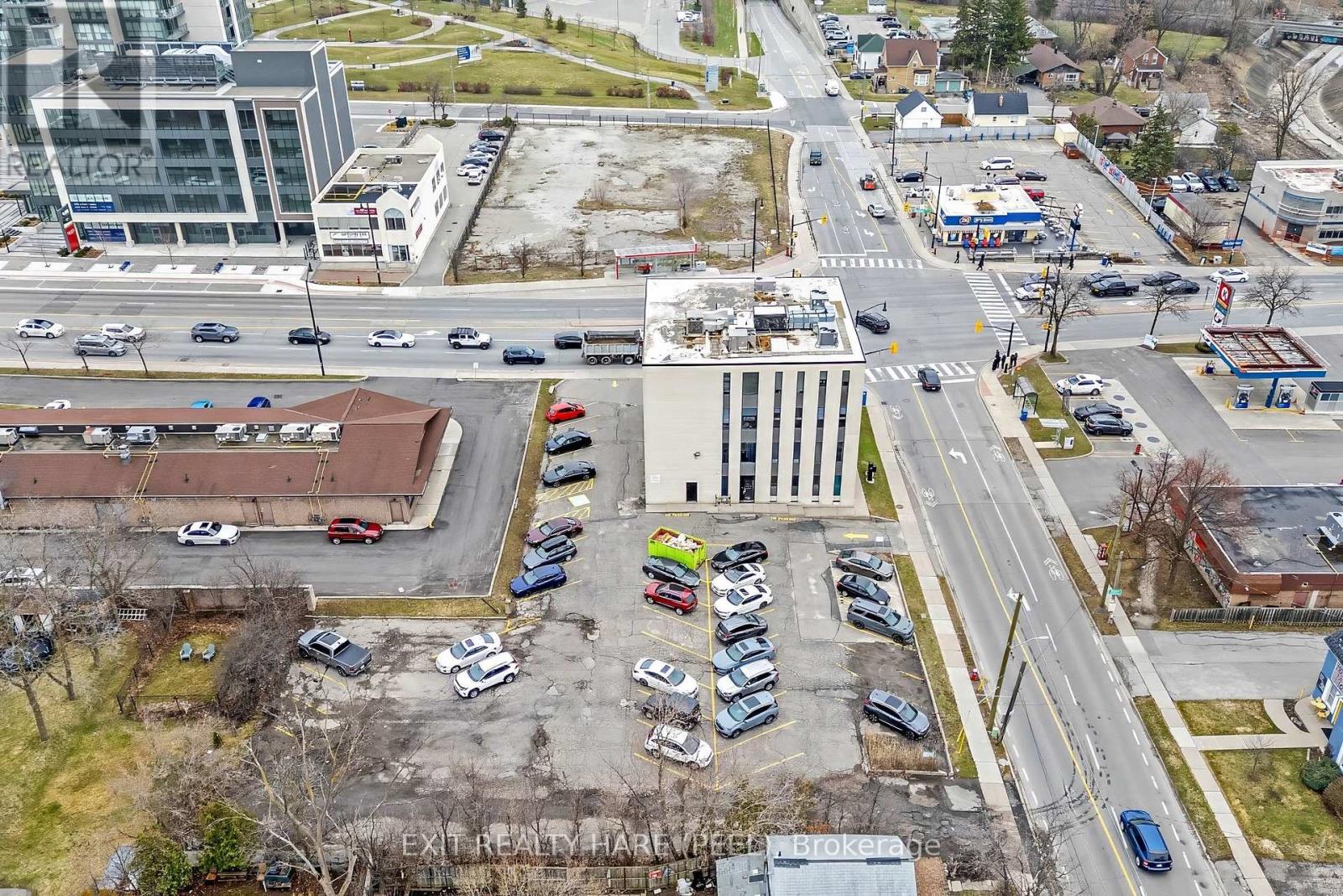 134 Queen Street E, Brampton, Ontario  L6V 1B2 - Photo 49 - W13006760