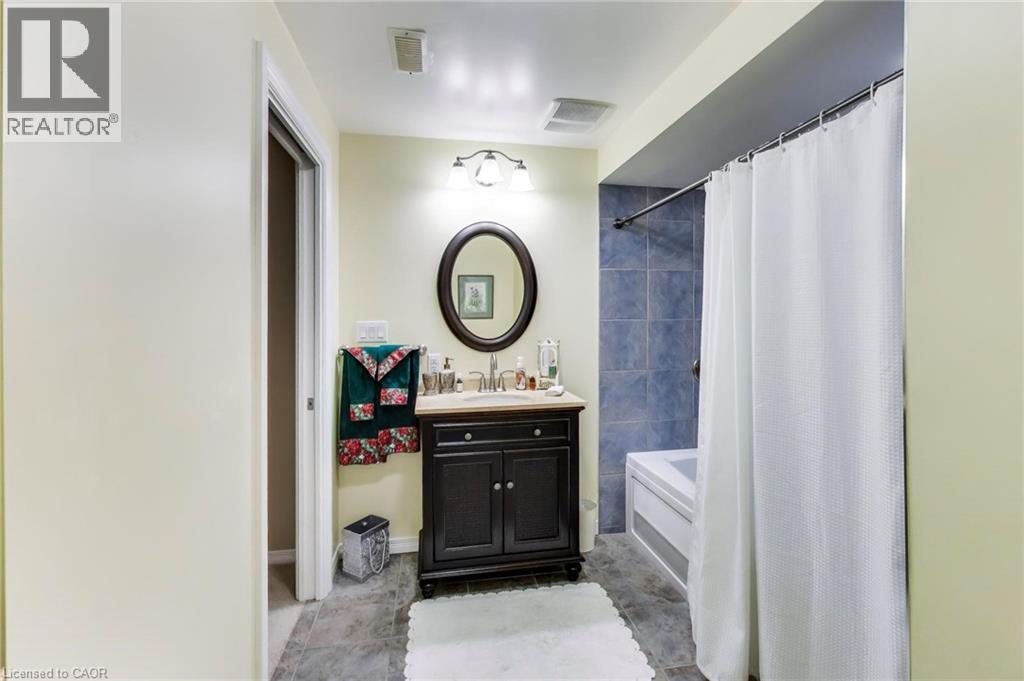 29 Forestview Court, West Lincoln, Ontario  L0R 2A0 - Photo 30 - 40819633