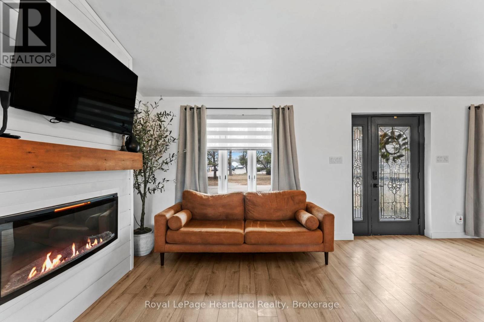 304 Regent Street, Goderich, Ontario  N7A 2X8 - Photo 9 - X13018490