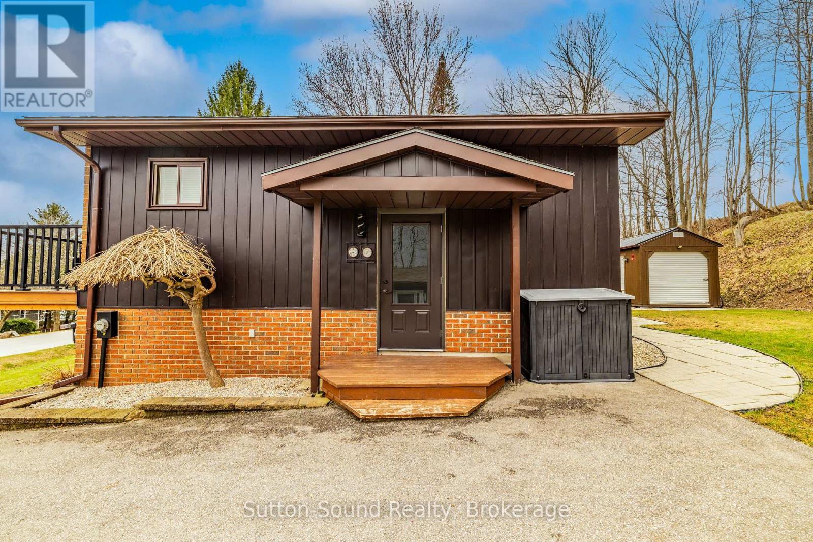 138 Macintosh Drive, Georgian Bluffs, Ontario  N0H 1S0 - Photo 4 - X13018572