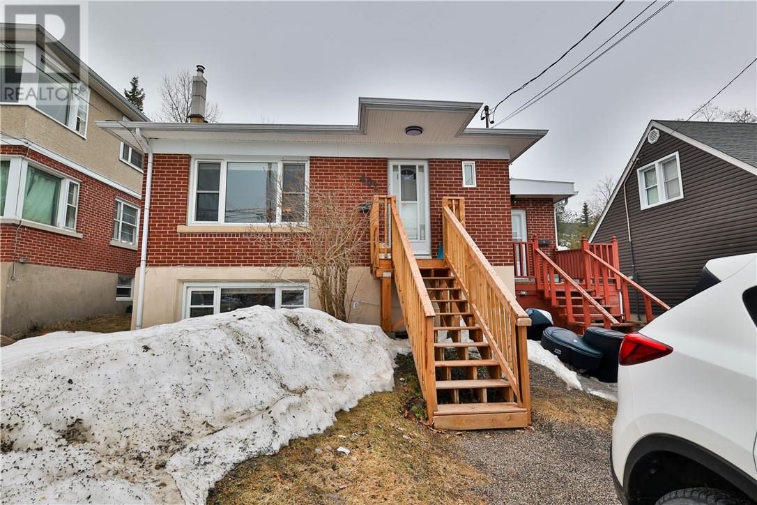 401 York Street, Sudbury, Ontario  P3E 2A8 - Photo 1 - 2127210