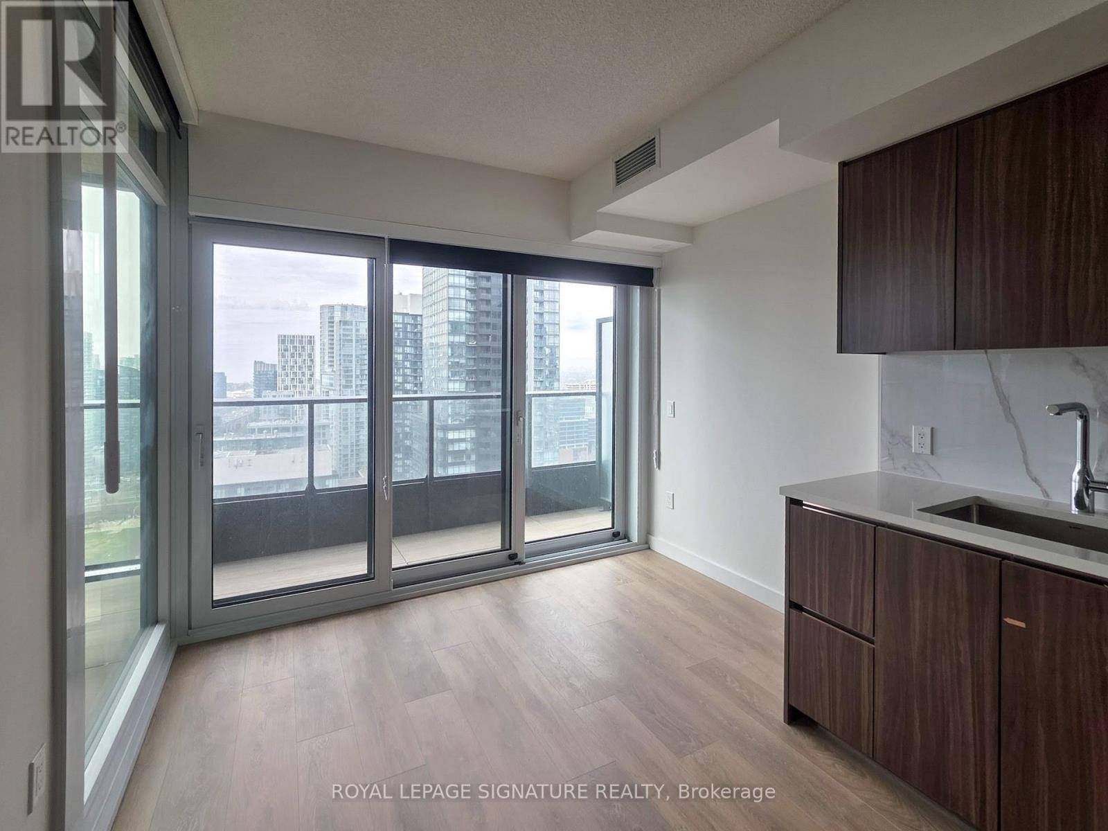 3312 - 3 Concord Cityplace Way, Toronto, Ontario  M5V 0X4 - Photo 6 - C13018486