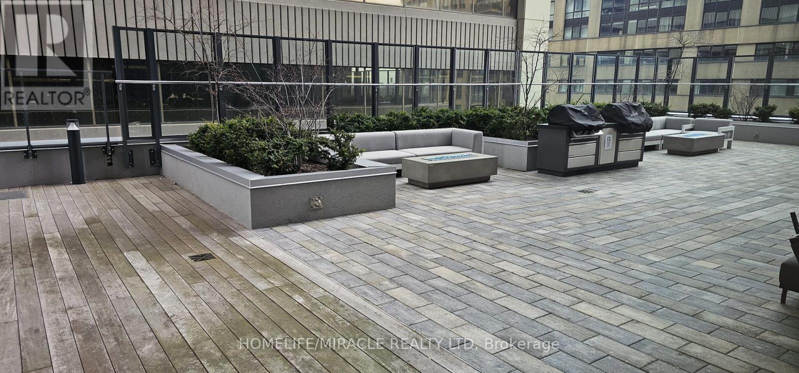 1107 - 395 Bloor Street, Toronto, Ontario  M4W 0B4 - Photo 10 - C13018576