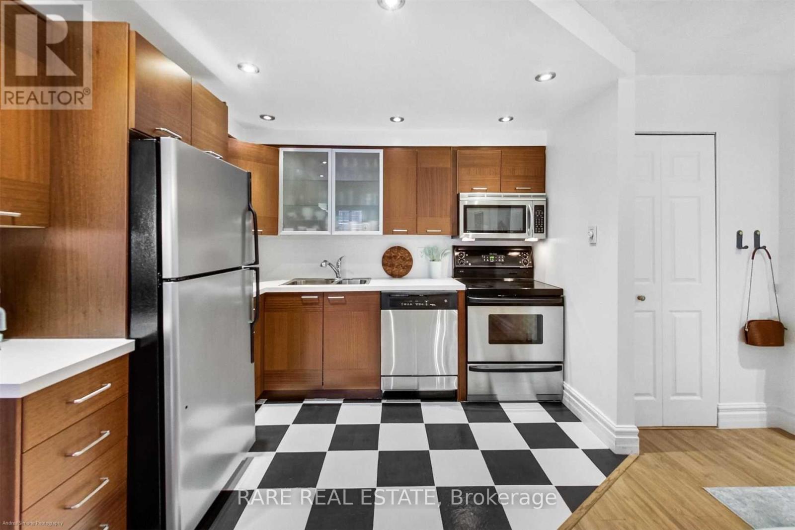 402 - 40 Scollard Street, Toronto, Ontario  M5R 3S1 - Photo 5 - C13018590