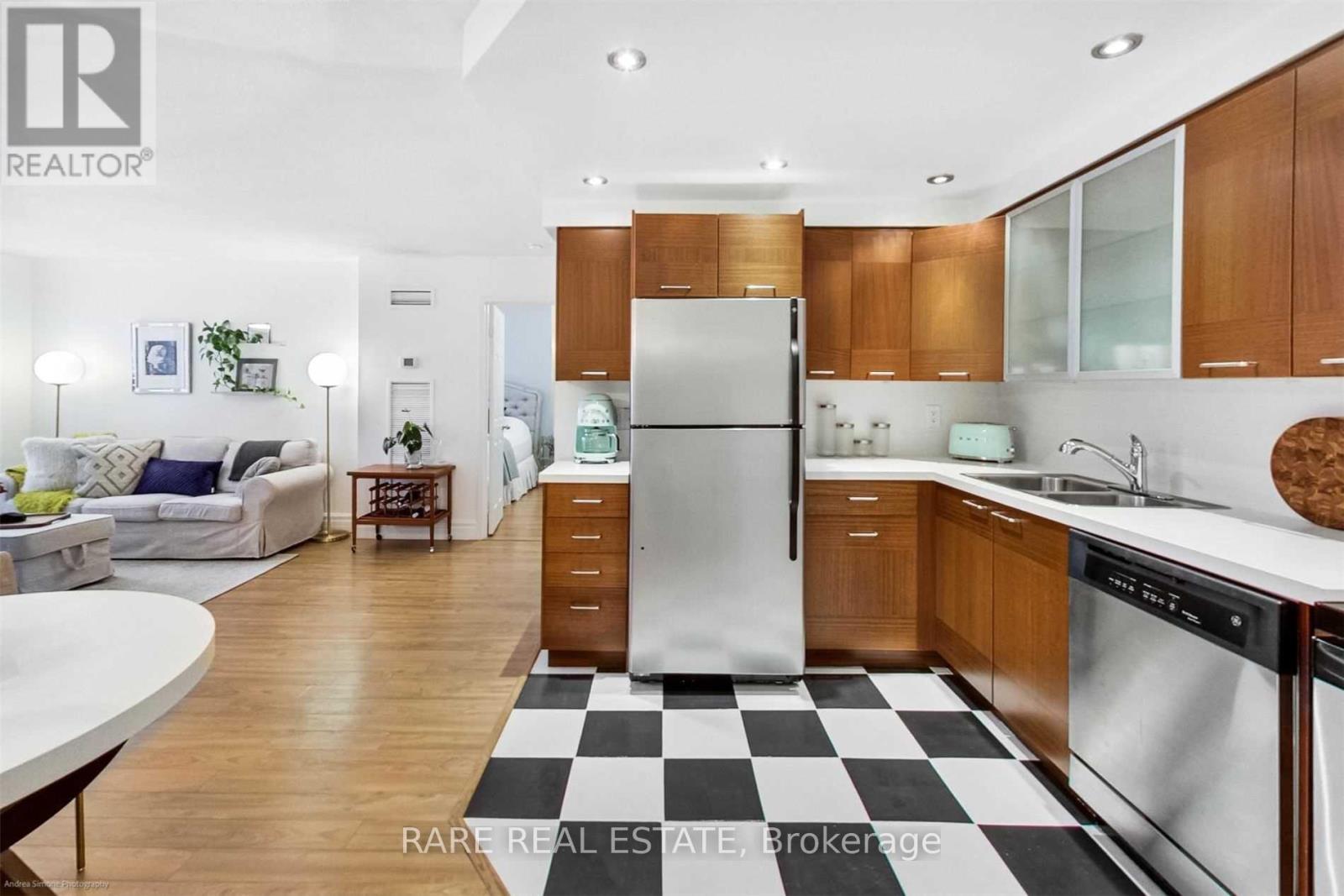 402 - 40 Scollard Street, Toronto, Ontario  M5R 3S1 - Photo 6 - C13018590