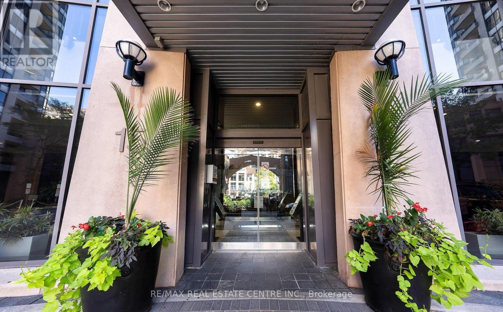 2529 - 15 Northtown Way, Toronto, Ontario  M2N 7A2 - Photo 25 - C13018598