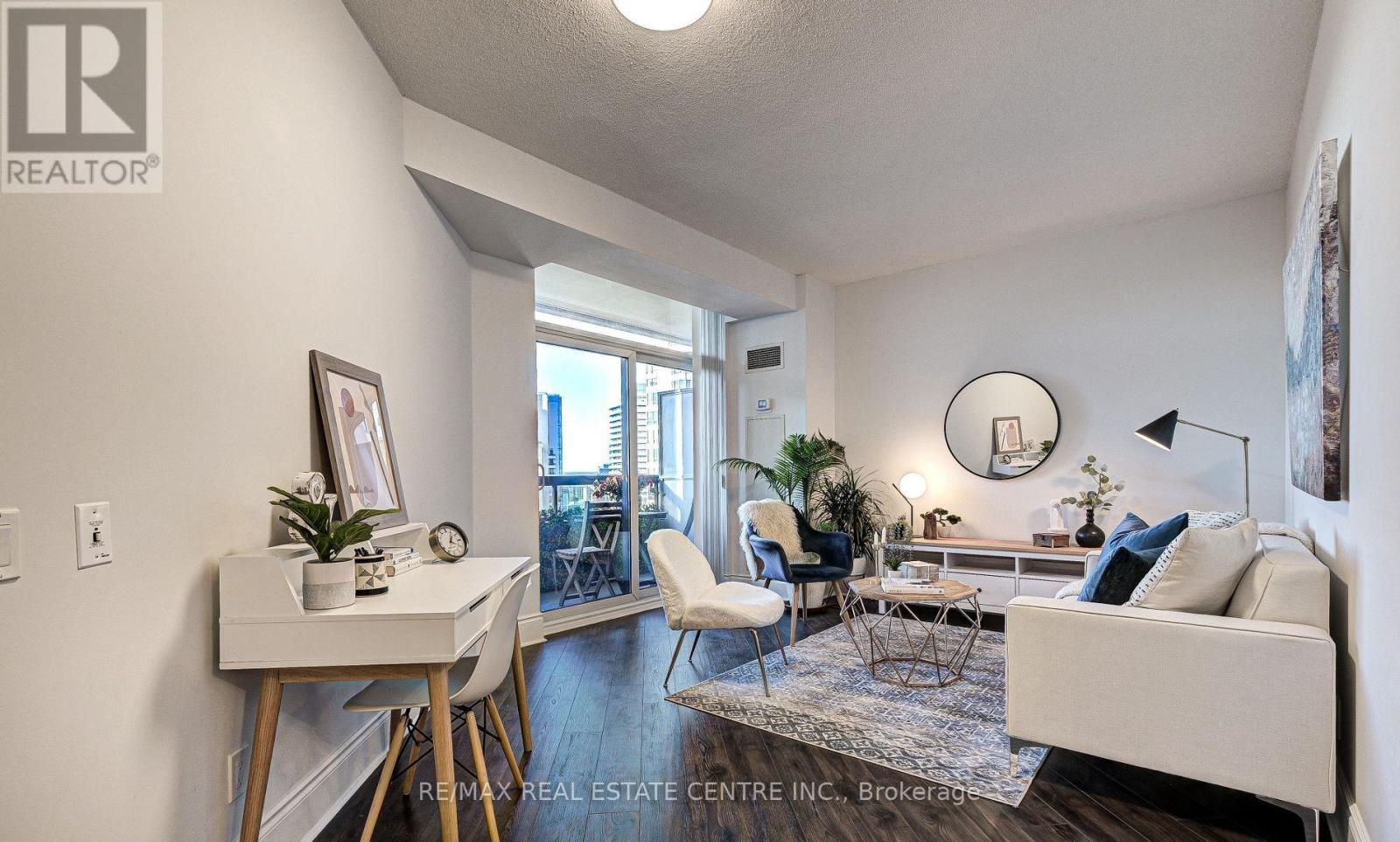 2529 - 15 Northtown Way, Toronto, Ontario  M2N 7A2 - Photo 9 - C13018598