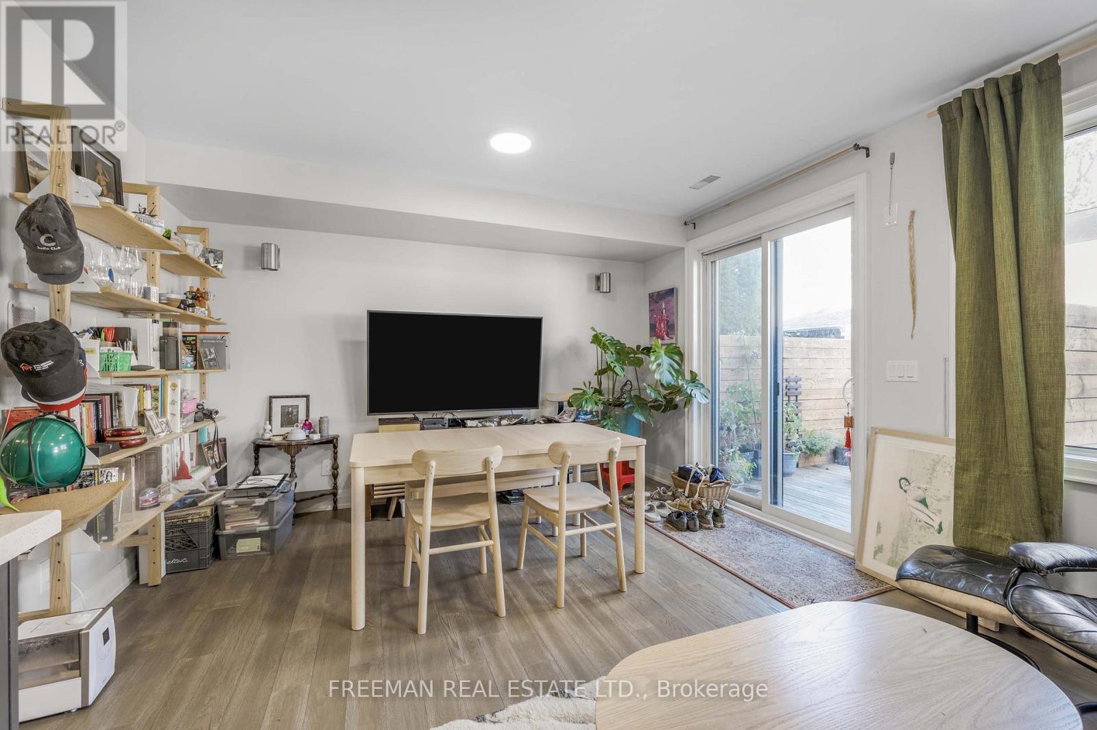 49 Beatrice Street, Toronto (Trinity-Bellwoods), Ontario  M6J 2T2 - Photo 19 - C13018632