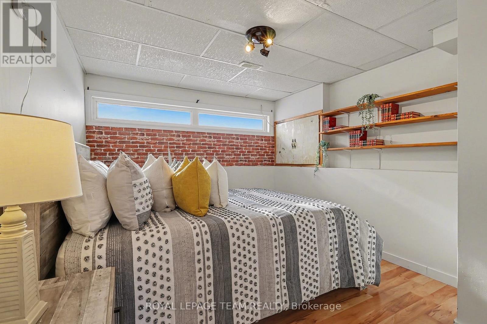 237 Queen West Street, North Dundas, Ontario  K0C 1H0 - Photo 21 - X13018526