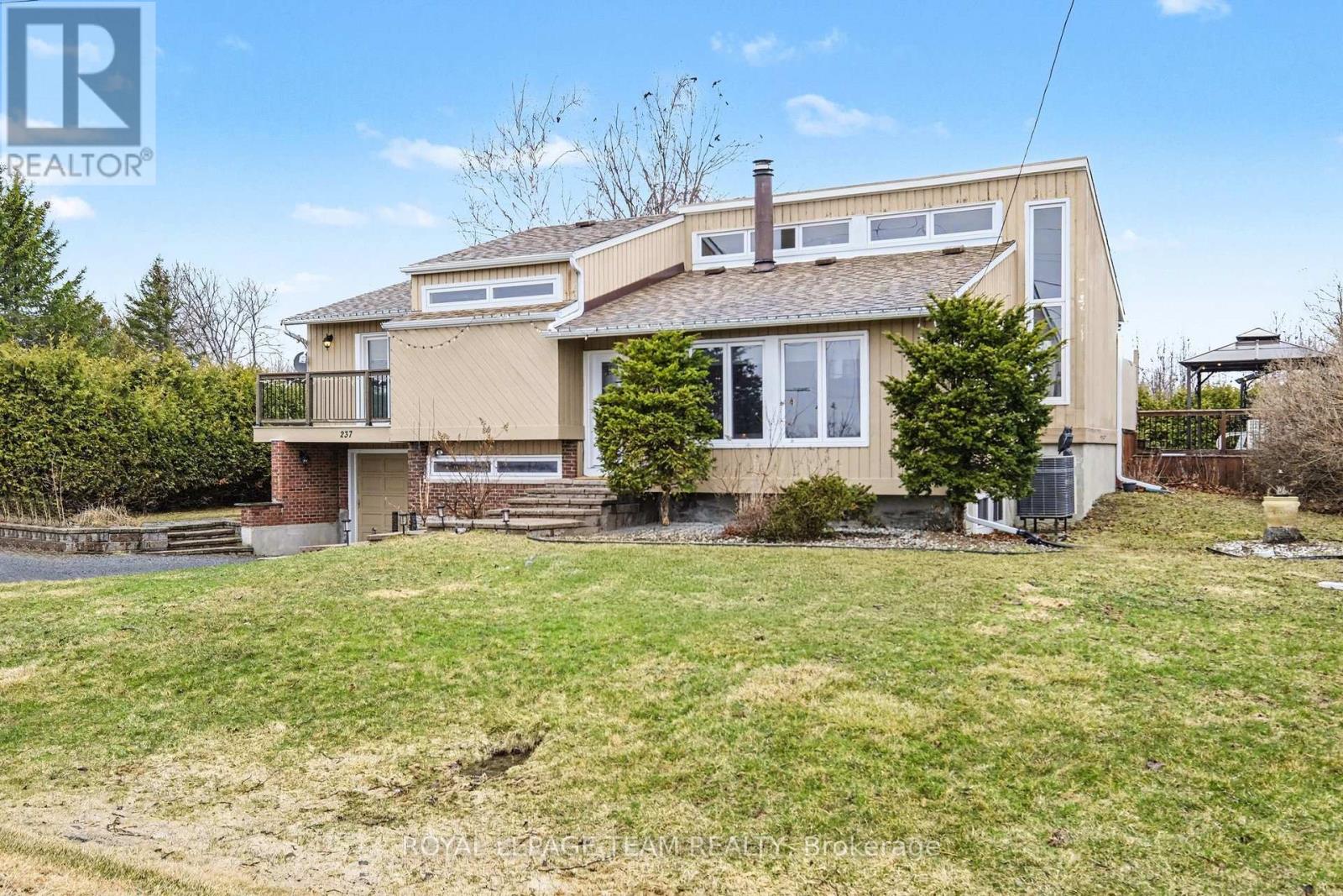 237 Queen West Street, North Dundas, Ontario  K0C 1H0 - Photo 31 - X13018526