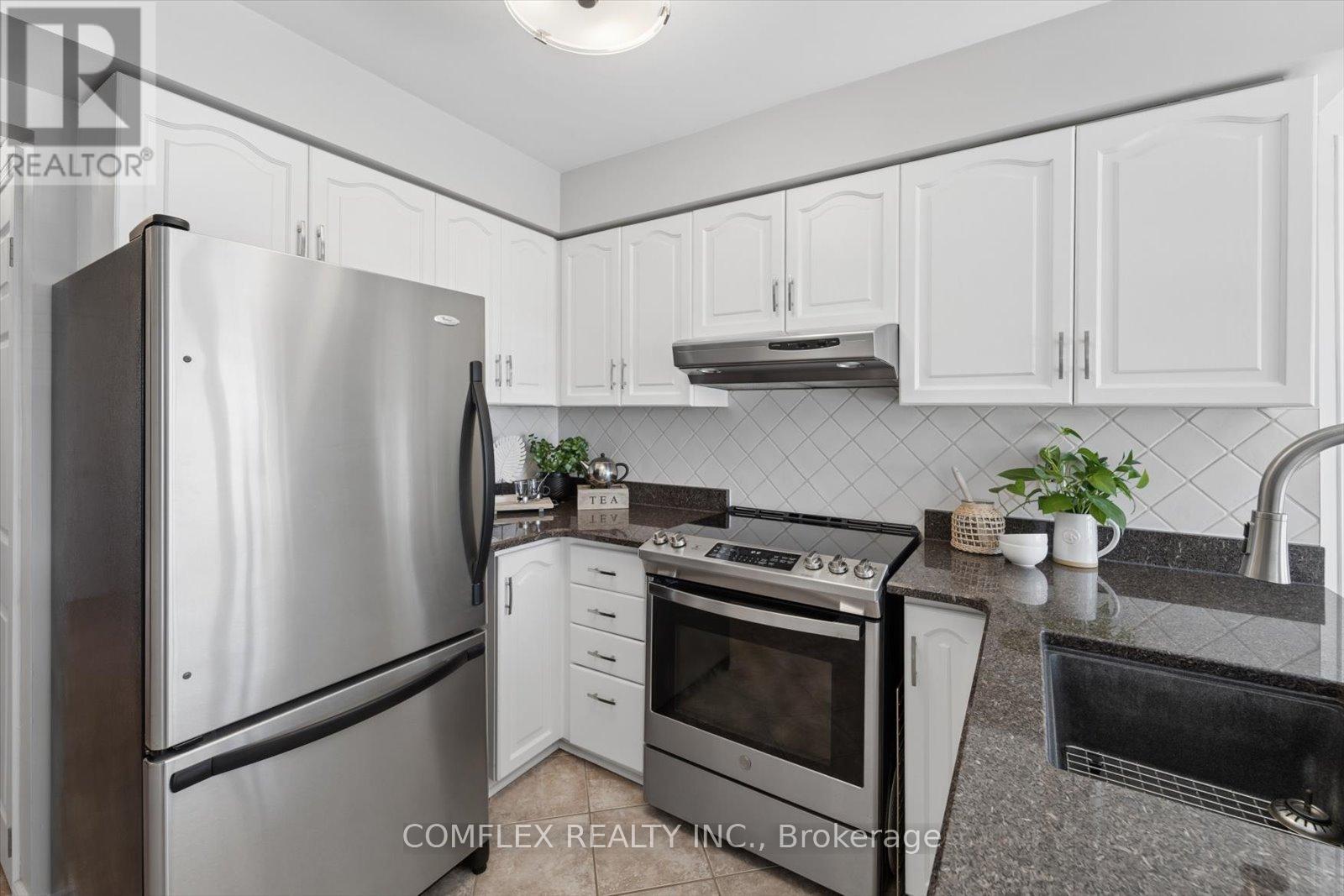 43 Waywell Street, Whitby, Ontario  L1N 8P4 - Photo 16 - E13018530