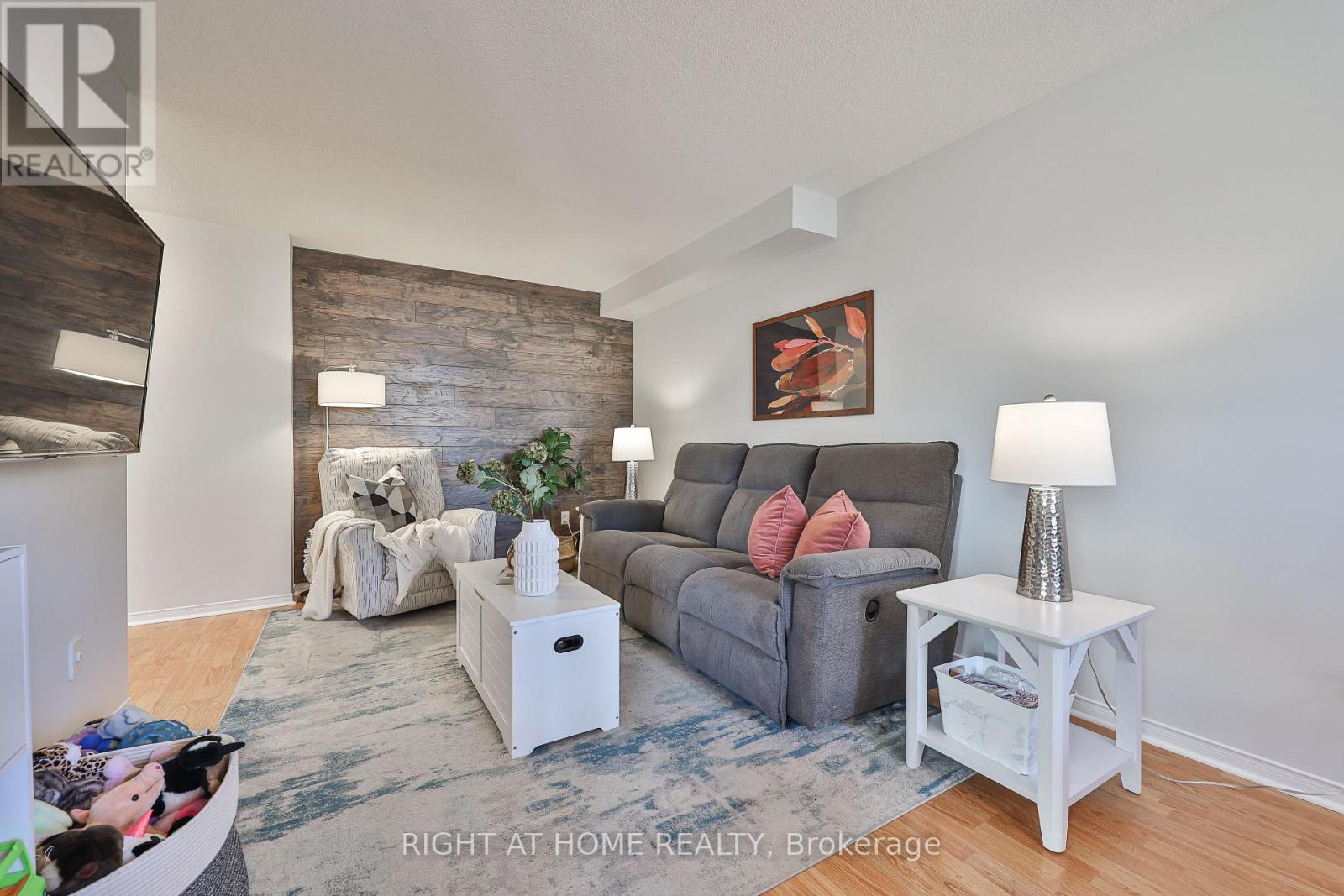 89 Vail Meadows Crescent, Clarington (Bowmanville), Ontario  L1C 4T3 - Photo 8 - E13018534