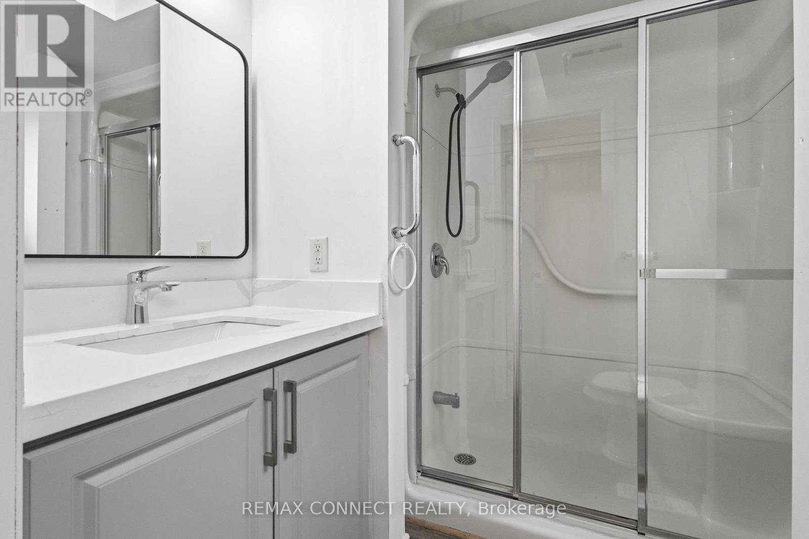 Upper - 1899 Rosefield Road, Pickering, Ontario  L1V 3K1 - Photo 20 - E13018636