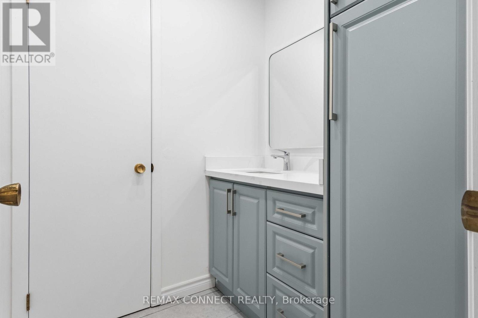 Upper - 1899 Rosefield Road, Pickering, Ontario  L1V 3K1 - Photo 21 - E13018636