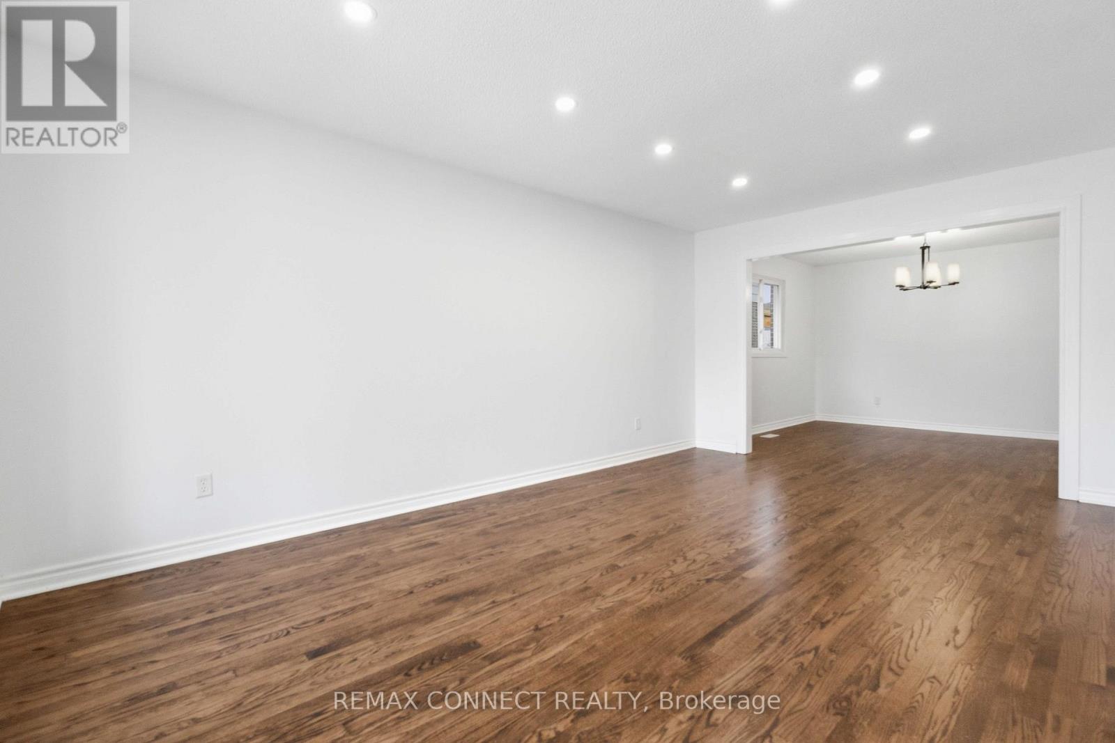 Upper - 1899 Rosefield Road, Pickering, Ontario  L1V 3K1 - Photo 4 - E13018636