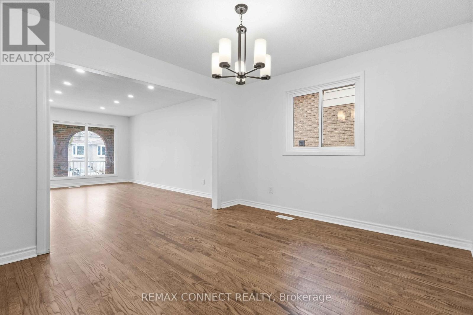 Upper - 1899 Rosefield Road, Pickering, Ontario  L1V 3K1 - Photo 6 - E13018636